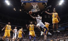 九游娱乐网站-年度焦点之战，辽宁队最后时刻绝杀湖人，改写篮球历史