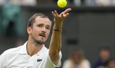 九游VIP-西班牙网球队爆冷欧洲网球队，梅德韦杰夫打破历史纪录的简单介绍