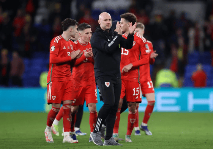 乌克兰队备战欧预赛,前锋组合犀利攻势强劲的简单介绍 乌克兰队备战欧预赛,前锋组合犀利攻势强劲的简单介绍