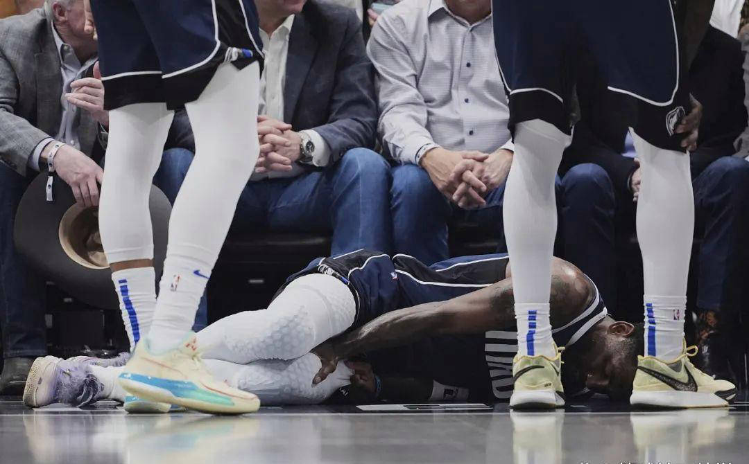 关于伤停名单再添一员，球队情况岂不妙？的信息