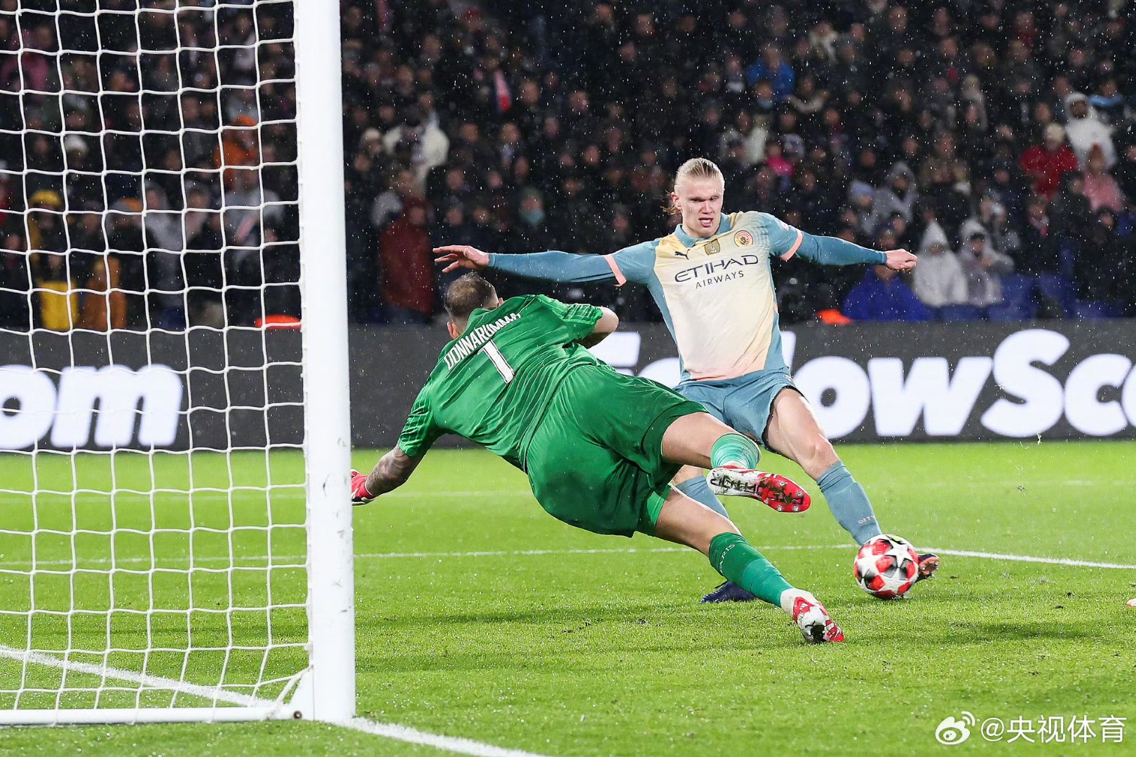 巴塞尔大胜曼城，调整淘汰战战略，取得胜利