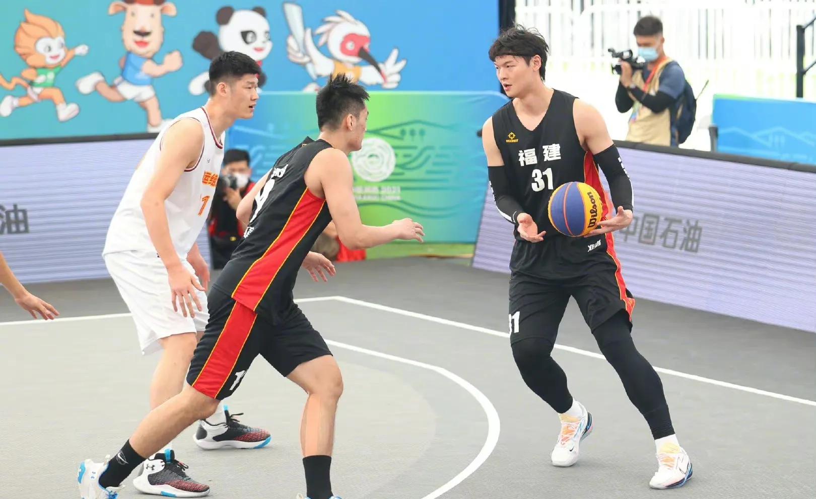 包含鲨鱼队外援助攻大升级，完美助攻队友得分的词条