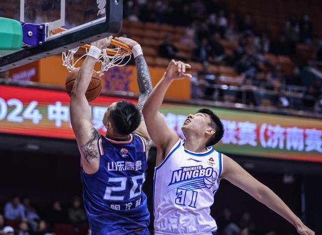 关于山东男篮大胜对手,士气大涨迎接新挑战的信息 关于山东男篮大胜对手,士气大涨迎接新挑战的信息