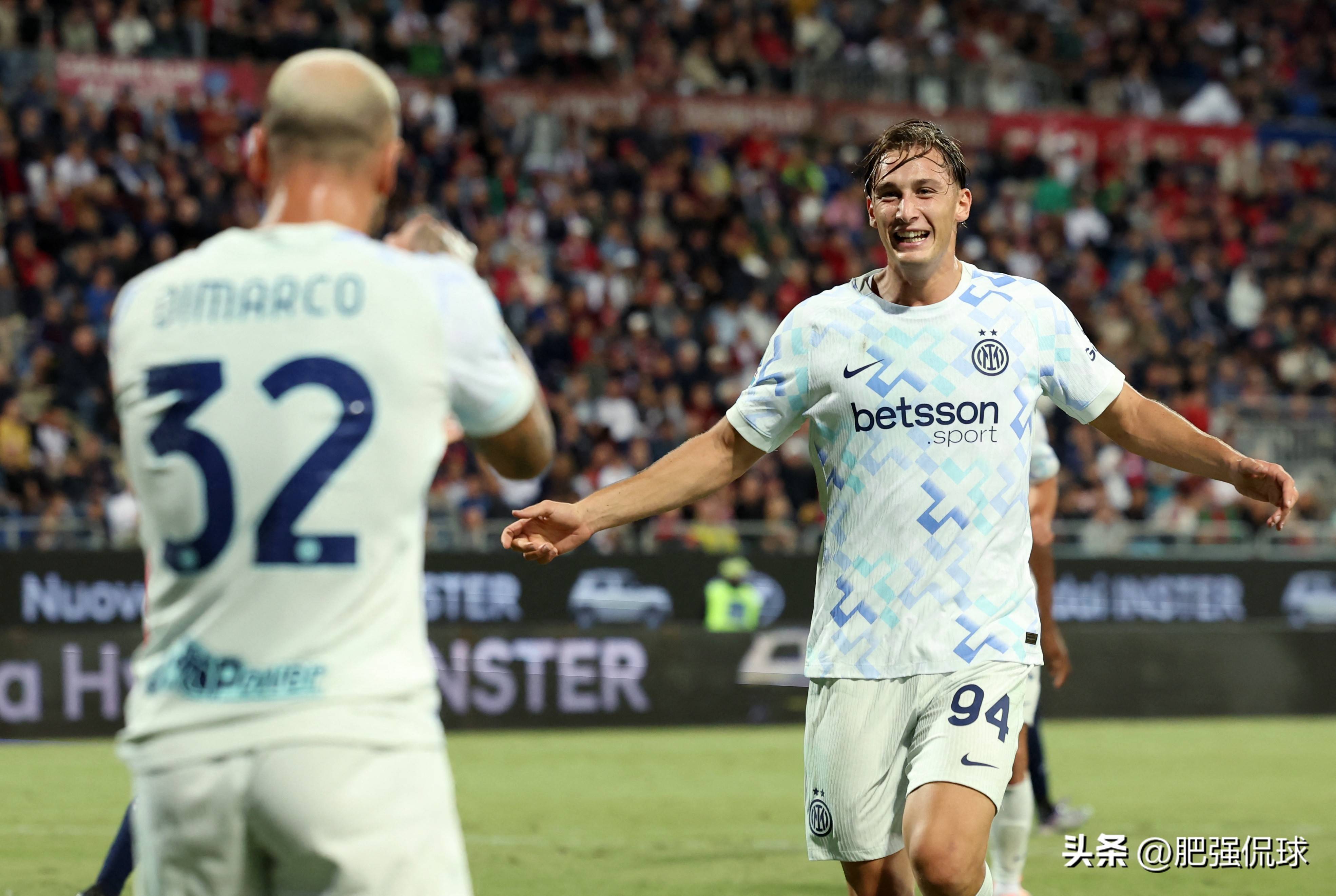 包含乌迪内斯客场不敌帕尔马，遭遇两连败的词条