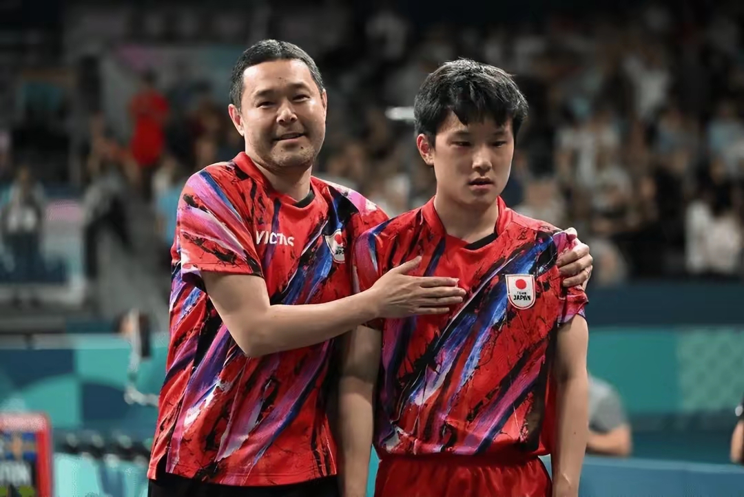 法国队险胜日本队，张本智和扛起全队的简单介绍