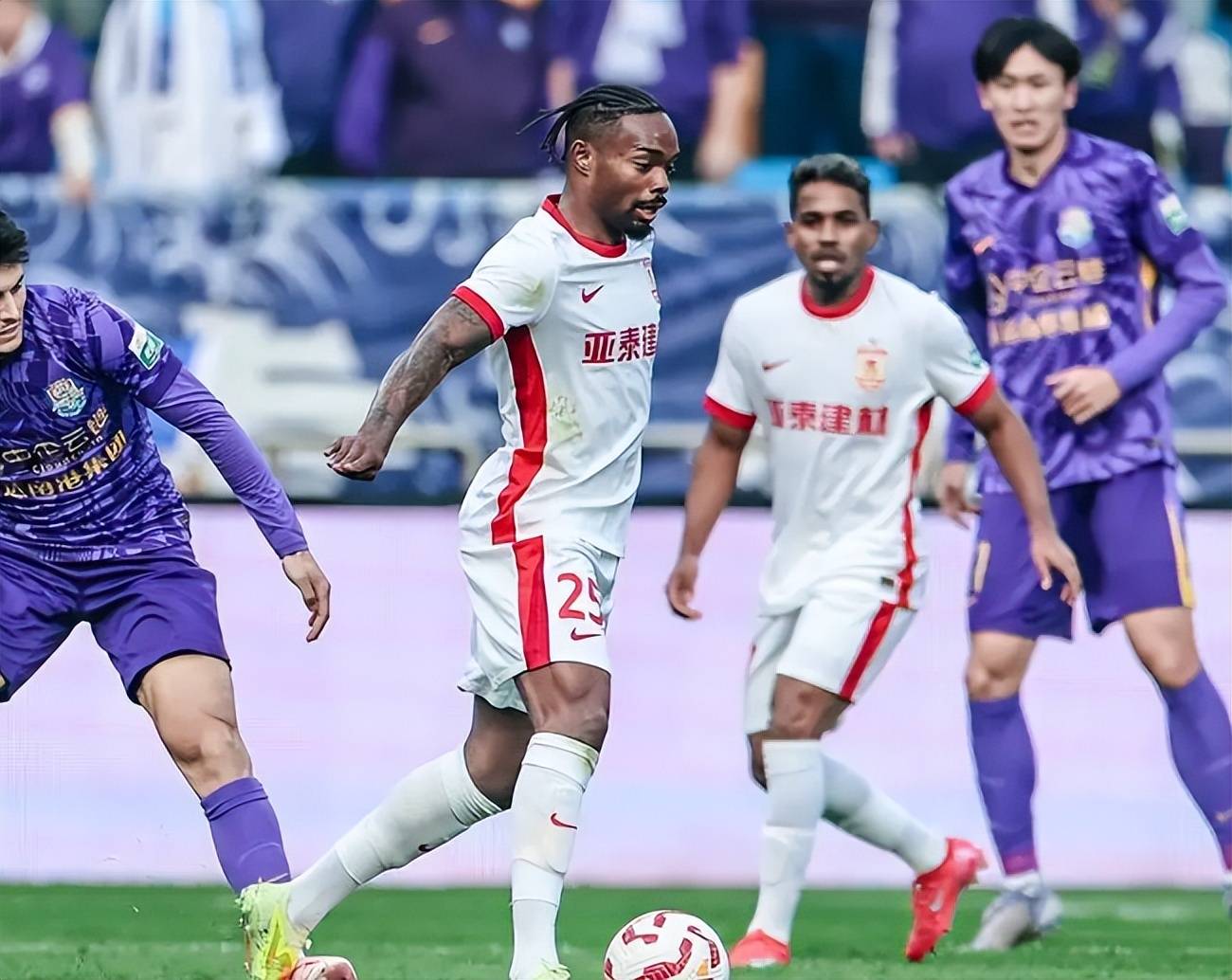 长春亚泰取得胜利，斩获亚冠淘汰赛资格的简单介绍