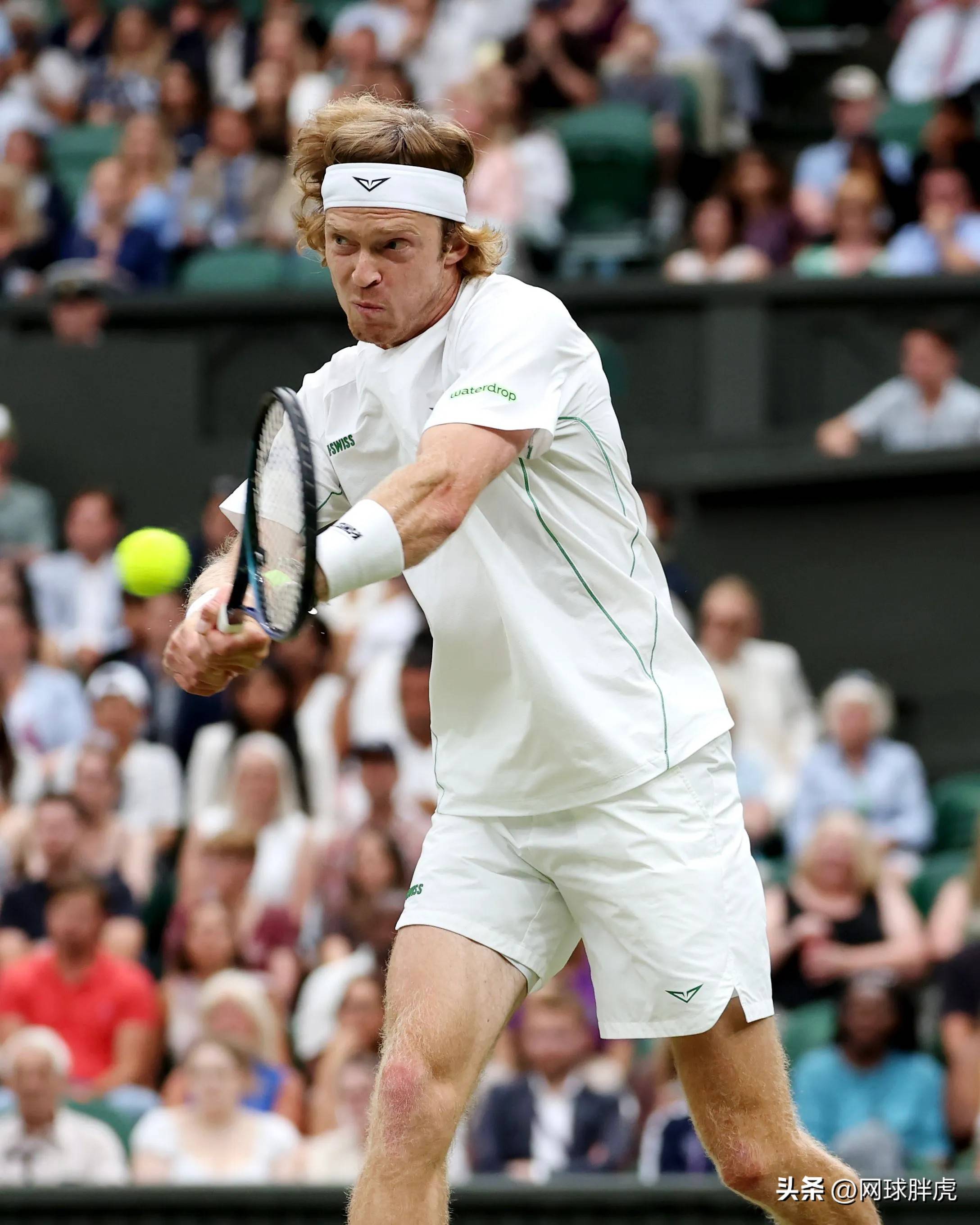 拉沃尔杯逆转温网，阿尔卡拉斯点燃赛场的简单介绍