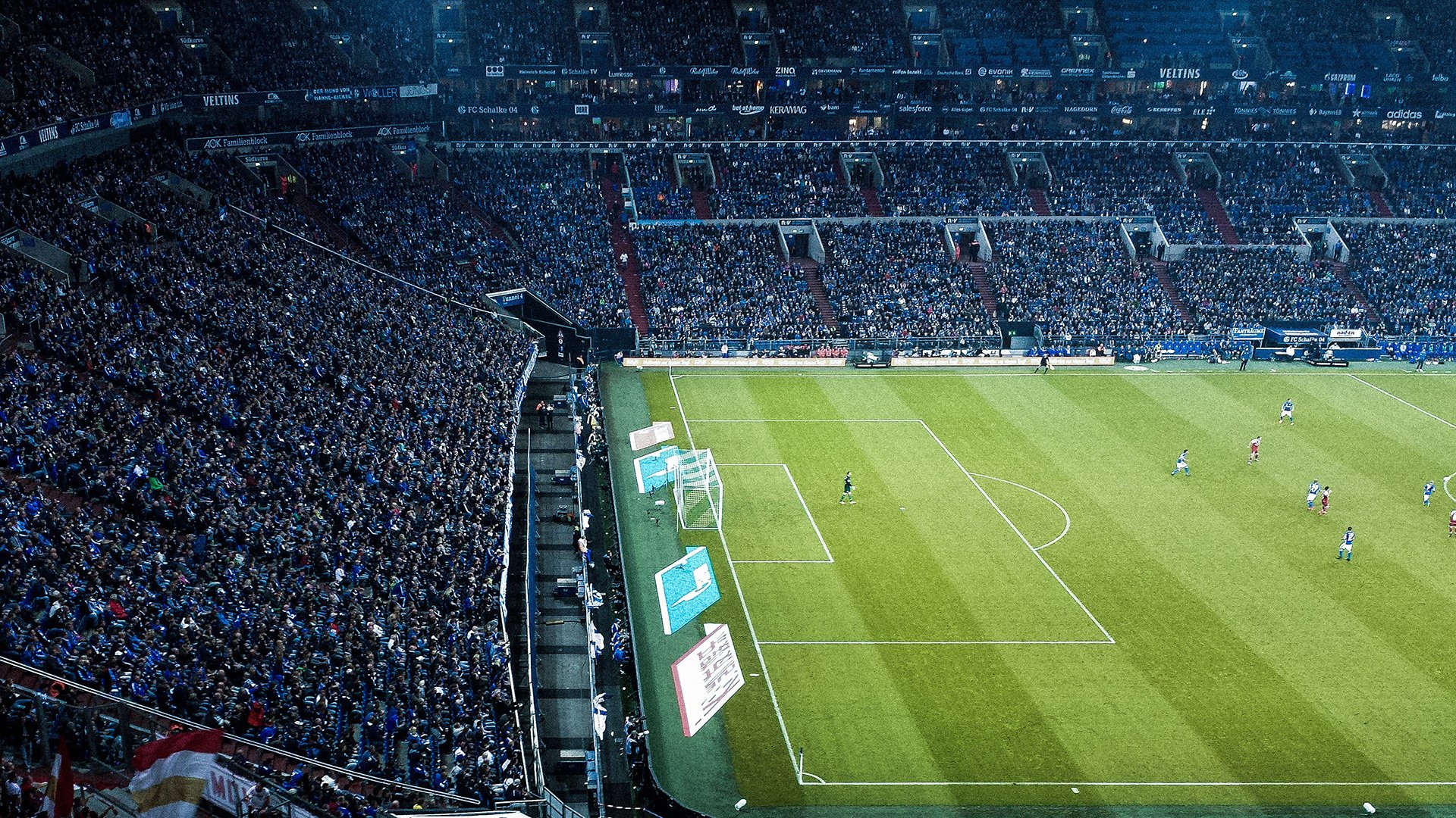 京多安一锤定音，莱比锡红牛强势晋级终结勒沃库森不败神话